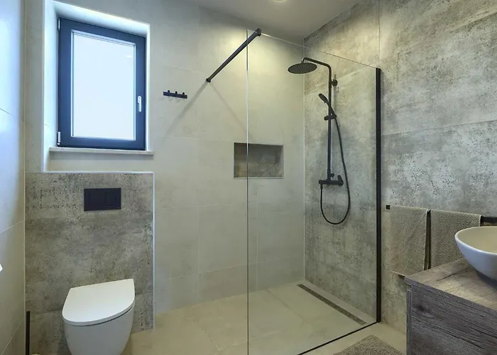 Issa By Kompas Villa Orbanici