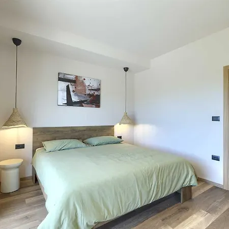 Issa By Kompas * Orbanići